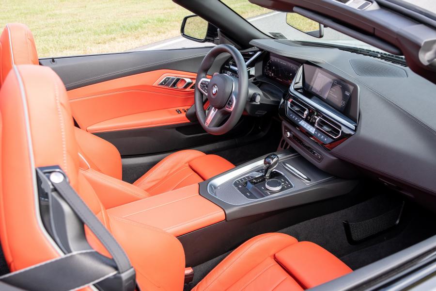 Интерьер BMW Z4 M40i (G29) 2019 года  (NA) (фото 5 из 20)